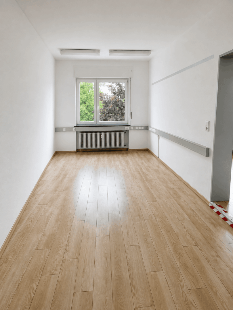 Büro 4