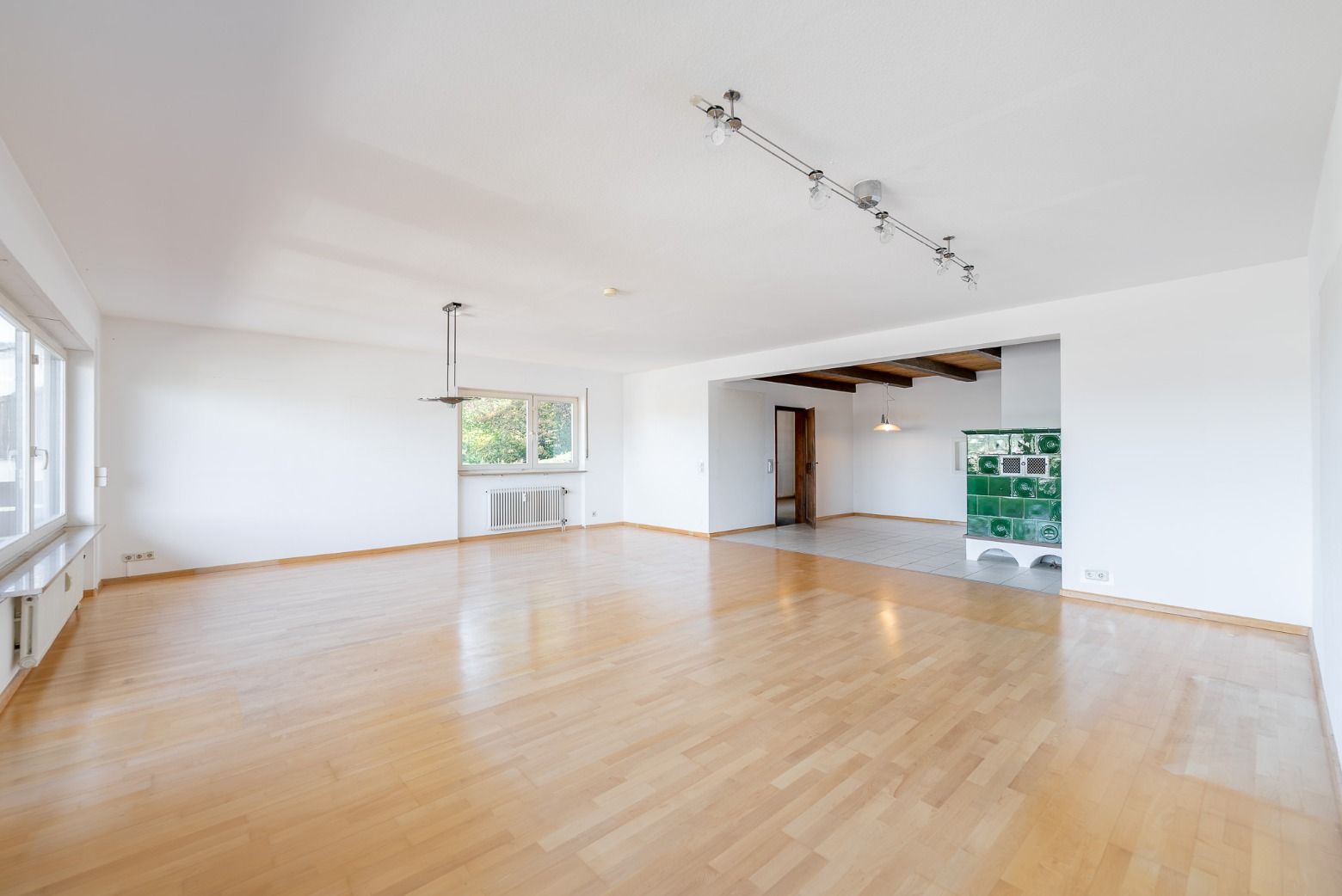 Wohnzimmer 1.OG (3).jpg